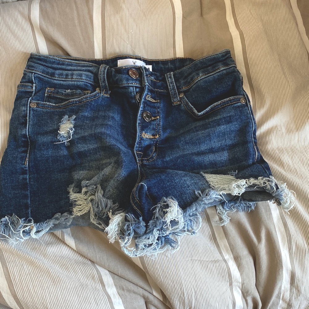 NEVER WORN WINDSOR SHORTS